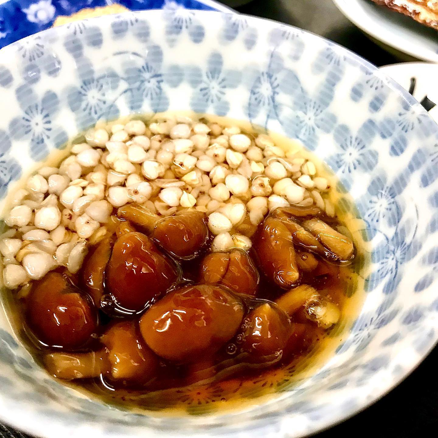 鯉のぼり膳

鮭川村くまちゃんなめことむき蕎麦
ツルッと食感サイコーです 

#ヤマキチ昼ごはん 
#鯉のぼり膳