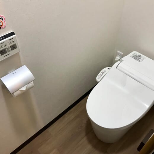 店舗内トイレを改修しました。