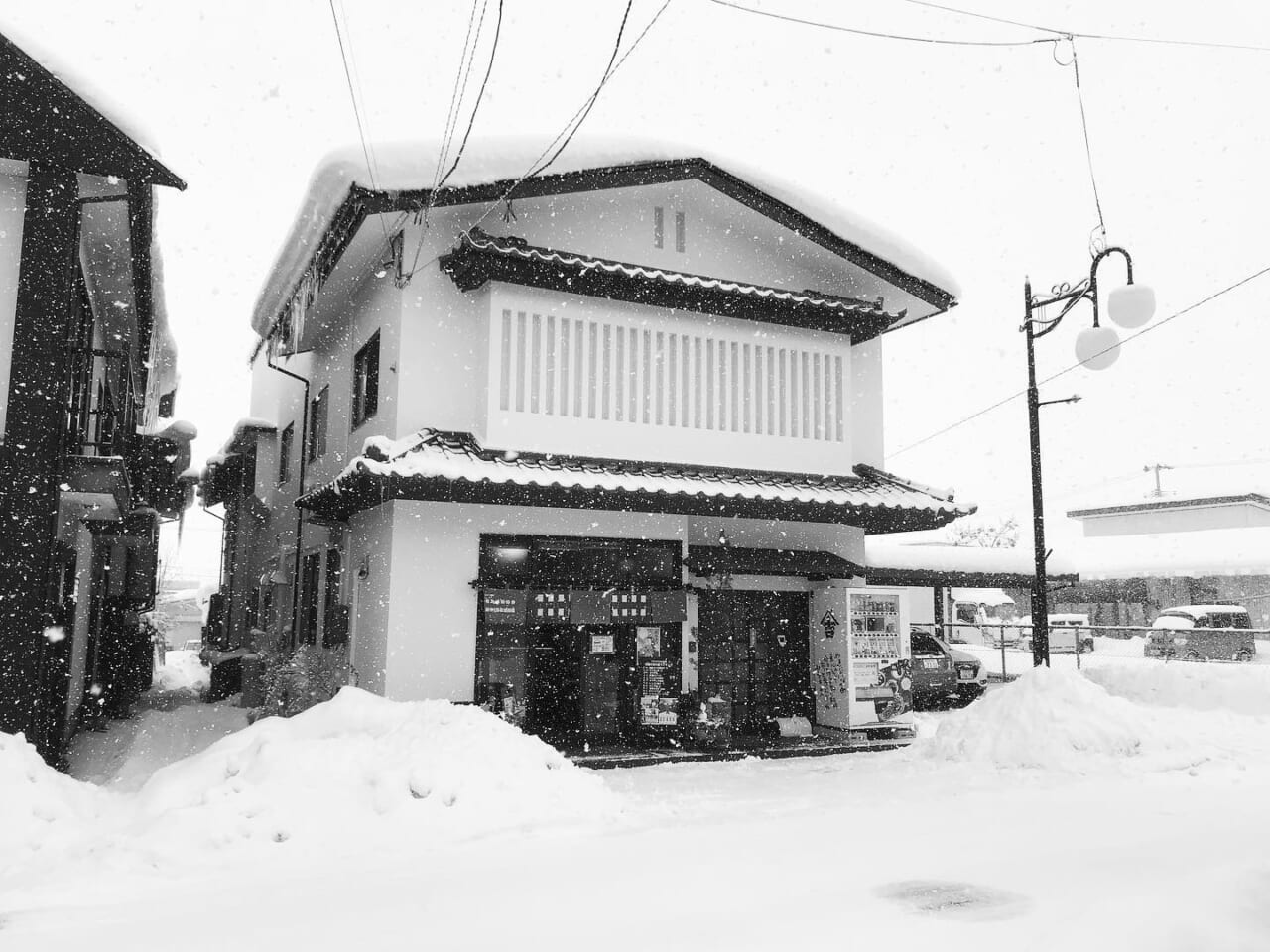 今日も雪️
東京や関東地方でも雪ですね️
皆さま、足元に注意しながら
無理なさらずゆったりとした一日を️

今日は七草
納豆汁で温まりましょう️