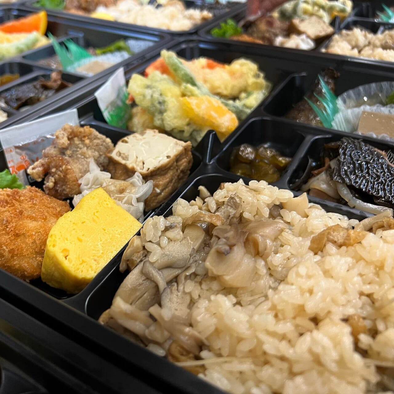 食欲の秋
今日も美味しく

土曜のお昼
ヤマキチのお弁当を食された皆さま
ありがとうございました